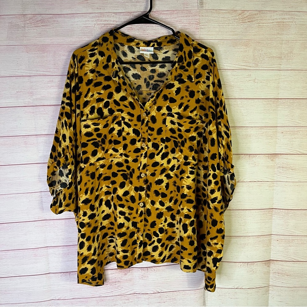 LulaRoe 100% Rayon Animal Print Top Size 3XL
